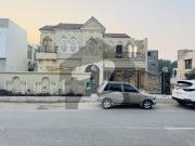 One Kanal Ultra Classic Architect Designer House For...