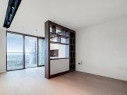 One Park Drive, London, Studio Flat For