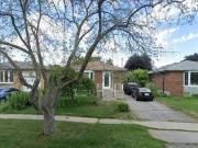 one private girl room near Lawrence Ave East and...