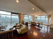 One Roxas Triangle For Rent High floor Forbes “B”