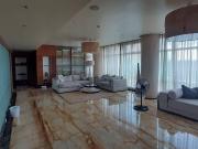One Roxas Triangle I 4 Bedroom Condo Unit For Rent at...
