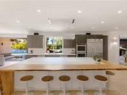 One Story, Single Family Residence Las Vegas, NV 7271 Loma.