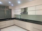 One World Condo Renovated And Furnished At Bayan Baru