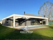 ONLIPROP Vende Casa en Barrio Cerrado Los Canales de...