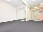 Only Metres from Queen Vic Market!