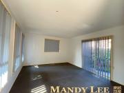 Three bedrooms townhouse at a prime's location