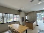 Only walk to MRT Kentomen 4mins Room attach Private...