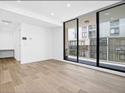 ONSITE PROPERTY MANAGER NORTH FACING NEARLY NEW DELUXE 1...