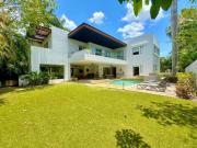 Opción para inversionista! Se vende casa en Country Club...