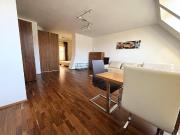 Open Space Concept – Sanierte Wohnung mit Loggia in...