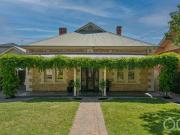 Open the Door to a Picture Pretty Villa in the Sweetest Spot Open the Door to a Picture Pretty Villa in the Sweetest Spot