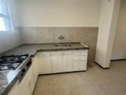 OPENHOUSE vende excelente semipiso frente a la plaza...