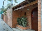 Oportunidad AT: 450m2 AC:401 Urb. Girasoles 2 Casas...