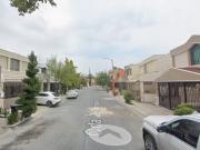 OPORTUNIDAD BONITA CASA DE DOS PLANTAS EN LA COL....