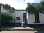 OPORTUNIDAD CASA A RECICLAR TELEFONOS DE CONTACTO...