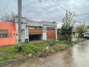 Oportunidad: Casa con dos PH y gran jardín