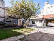 Oportunidad: casa con terraza y amplio patio