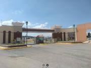 OPORTUNIDAD CASA DOS NIVELES EN CONDOMINIO CERRADO EN...