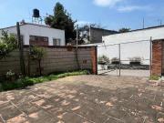 OPORTUNIDAD! Casa en condominio para modernizar