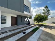 OPORTUNIDAD CASA EN COTO PARQUES VALLARTA