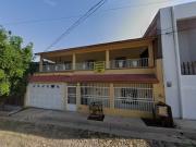 ¡OPORTUNIDAD! CASA EN PROFESORA MARIANA VALDEZ, 6 DE...