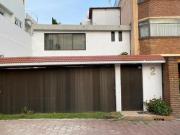 Oportunidad ! casa en VENTA con alberca en privada en...