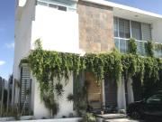 OPORTUNIDAD CASA EN VENTA CON ROOF EN PRIVADA EN...