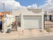 ¡Oportunidad! Casa en Venta en Jardines de Universidad,...