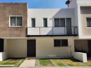 OPORTUNIDAD CASA EN VENTA MONCAYO
