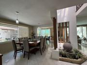 Oportunidad Casa Familiar en VENTA con Alberca en Villas...