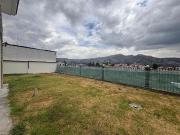 MODERNA CASA EN RENTA