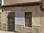 OPORTUNIDAD CASA PARA REFORMAR CERCA DE LA AVENIDA