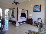 OPORTUNIDAD CASA VENTA O RENTA EN ISLA DORADA ZONA HOTELERA