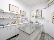 ¡OPORTUNIDAD! Clínica veterinaria lista para empezar