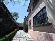 OPORTUNIDAD DE CASA EN LAS LOMAS PARA REMODELAR