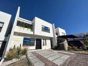 Oportunidad de casa en venta Altozano