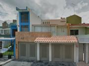 OPORTUNIDAD DE HERMOSA CASA EN REMATE BANCARIO EN...