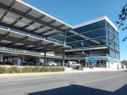 Oportunidad de Inversión!/ 2 Locales Vta/Plaza La...