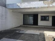 OPORTUNIDAD DE INVERSIÓN Casa sobre López Mateos Norte...