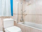 Oportunidad de inversión en Oviedo: piso reformado con...