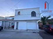 ¡Oportunidad de Inversión! Vendo espaciosa casa en el... ¡Oportunidad de Inversión! Vendo espaciosa casa en el...