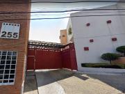 Oportunidad de Remate Bancario en Prol. Hidalgo 255,...