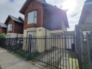 Oportunidad de Venta – Casa de 2 Pisos en Sector Bosque Sur