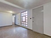 Oportunidad: Departamento Remodelado en venta al sur de...