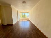 OPORTUNIDAD EN ALICANTE: AMPLIO APARTAMENTO CON TRES...