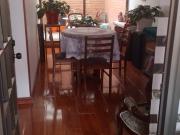 ¡Oportunidad en Cota! Casa de 2 Niveles en Conjunto...