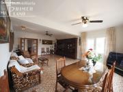 ¡OPORTUNIDAD EN ESQUINA! casa con 1188m2 de parcela y...