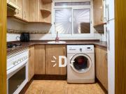 Oportunidad en La Malvarrosa – Piso para reformar con...