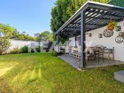 Oportunidad en Lomas de las Palmas: Casa de Un Nivel con...