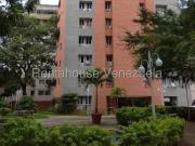 ¡Oportunidad en Prebo I Apartamento en Planta Baja con...